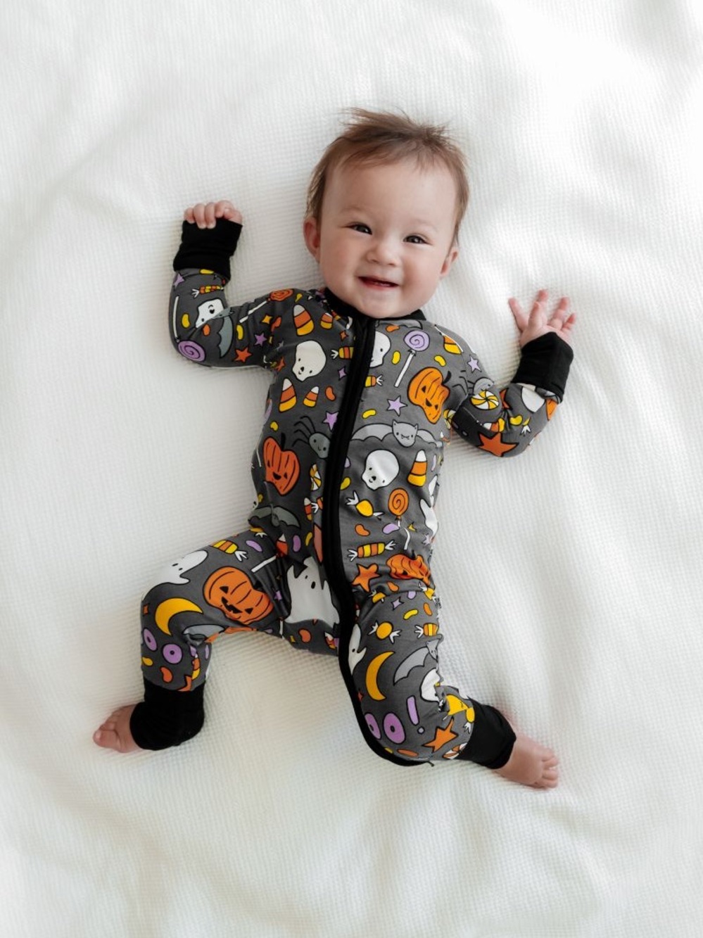 NWOT Never Worn Little Sleepies Halloween Hey Boo Zippy 3-6 months